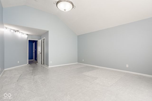 6178 Sugar Maple Drive, Zionsville, IN 46077