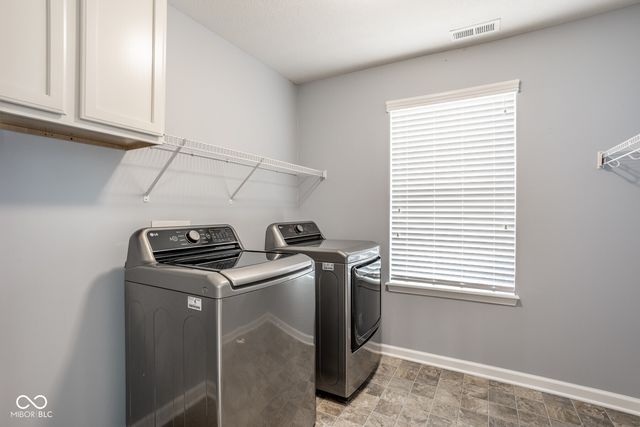 6178 Sugar Maple Drive, Zionsville, IN 46077