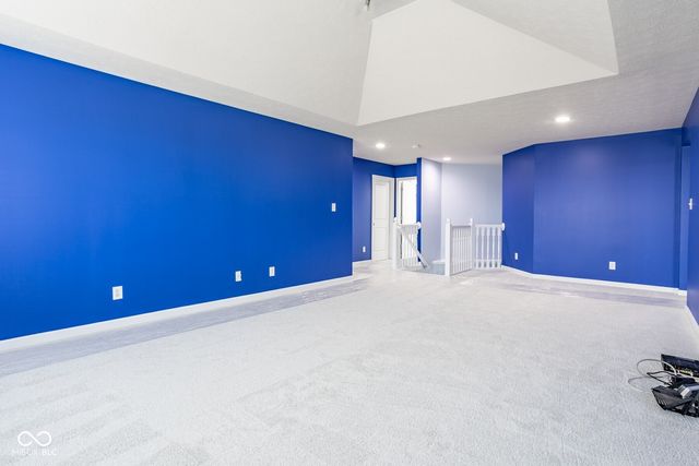 6178 Sugar Maple Drive, Zionsville, IN 46077