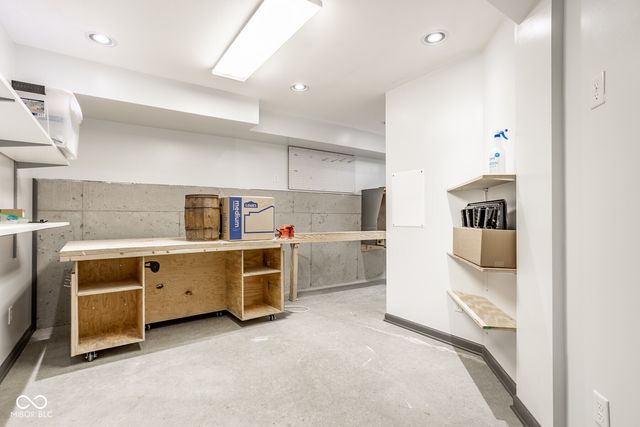 6178 Sugar Maple Drive, Zionsville, IN 46077