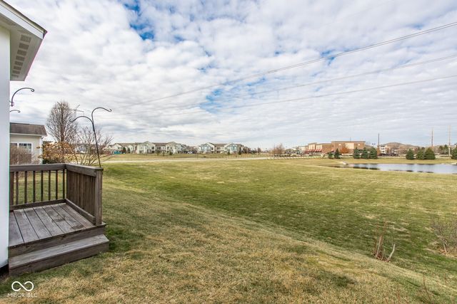 6178 Sugar Maple Drive, Zionsville, IN 46077