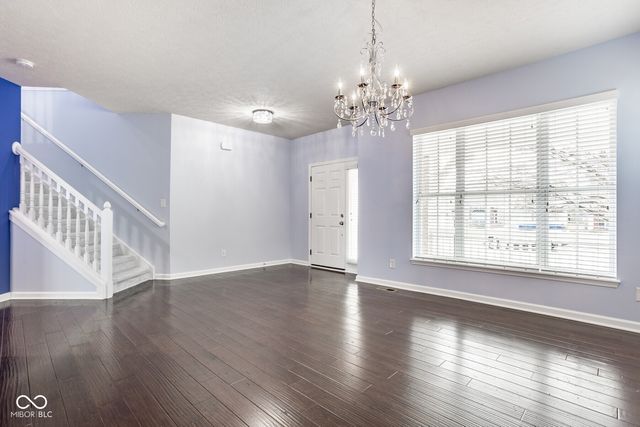 6178 Sugar Maple Drive, Zionsville, IN 46077