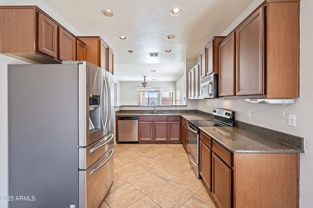 30767 N KAREN Avenue, San Tan Valley, AZ 85143