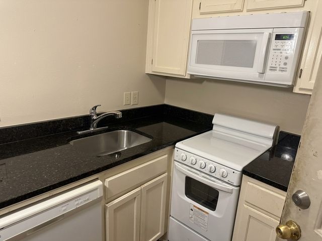 9805 Walnut Street C 308, Dallas, TX 75243