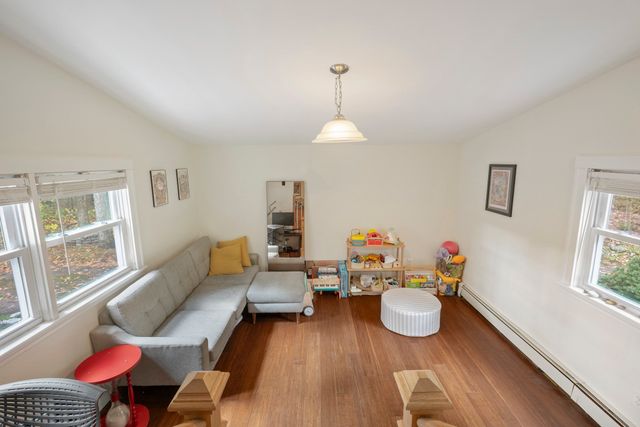 35 Pine St, Sharon, MA 02067