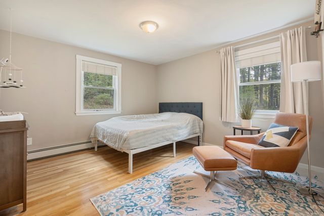 35 Pine St, Sharon, MA 02067