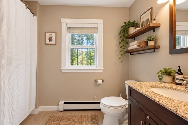 35 Pine St, Sharon, MA 02067