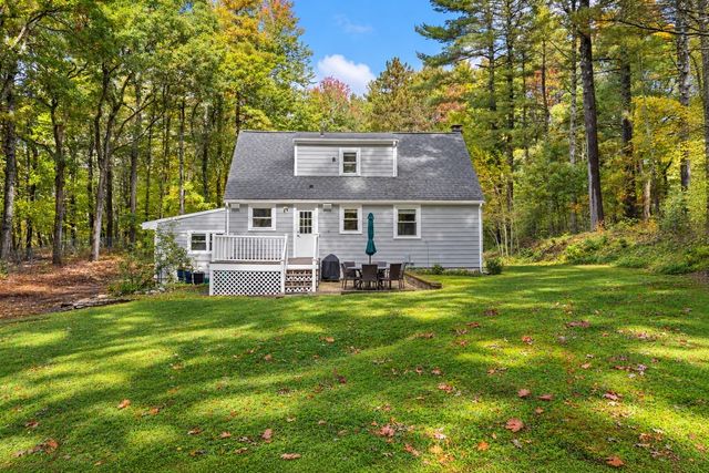 35 Pine St, Sharon, MA 02067