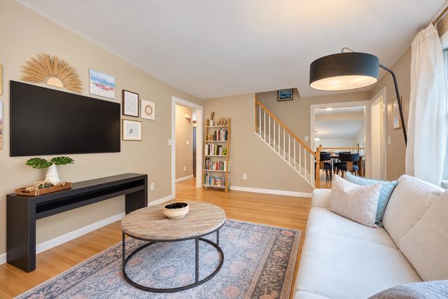 35 Pine St, Sharon, MA 02067