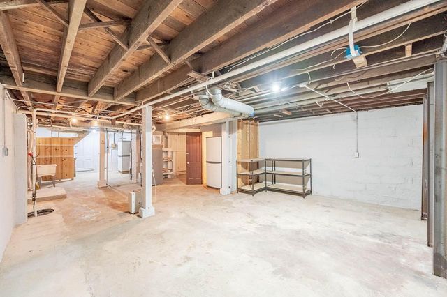 1032 S 4th STREET, Milwaukee, WI 53204