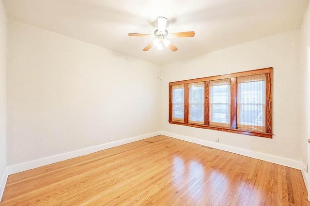 1032 S 4th STREET, Milwaukee, WI 53204