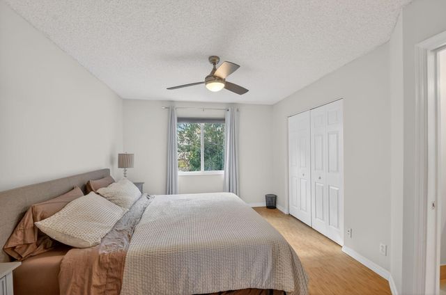 5015 Palmbrooke Circle, West Palm Beach, FL 33417