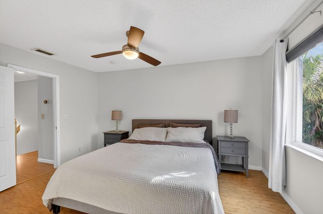 5015 Palmbrooke Circle, West Palm Beach, FL 33417