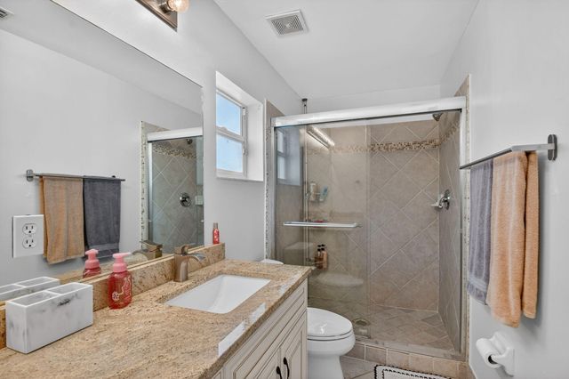 5015 Palmbrooke Circle, West Palm Beach, FL 33417