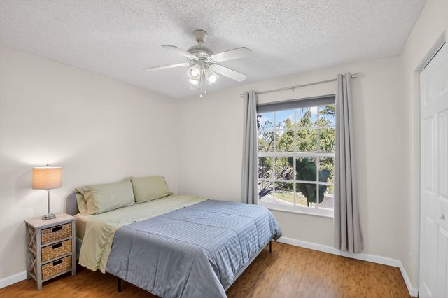 5015 Palmbrooke Circle, West Palm Beach, FL 33417