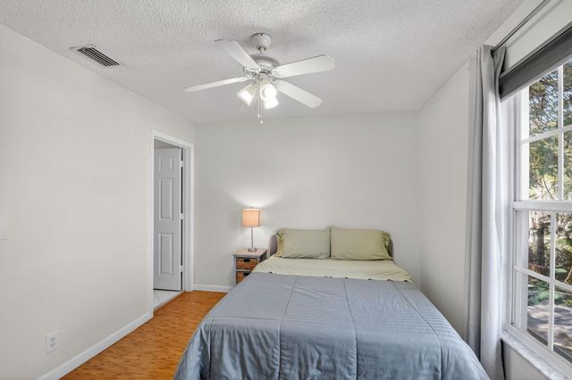 5015 Palmbrooke Circle, West Palm Beach, FL 33417