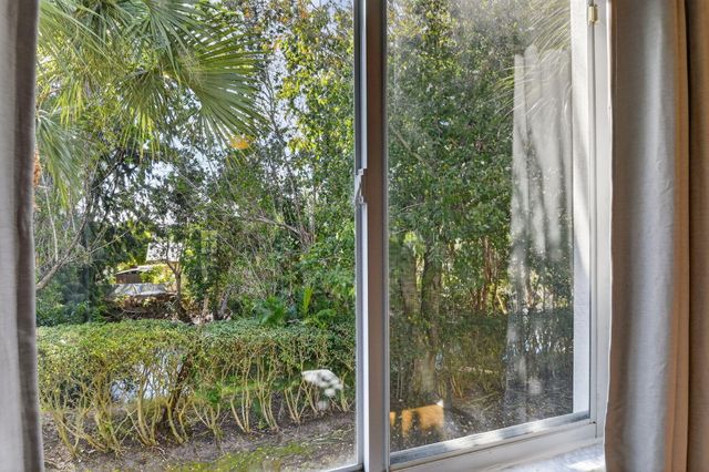 5015 Palmbrooke Circle, West Palm Beach, FL 33417