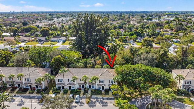 5015 Palmbrooke Circle, West Palm Beach, FL 33417