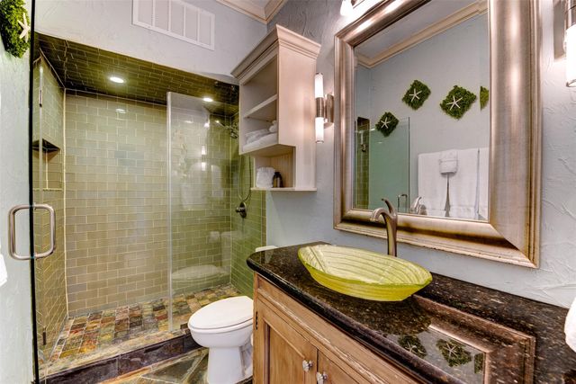 1401 E Beach Drive 1207, Galveston, TX 77550