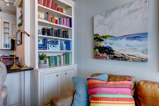 1401 E Beach Drive 1207, Galveston, TX 77550