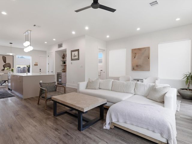 4606 Fisk Street B, Houston, TX 77009