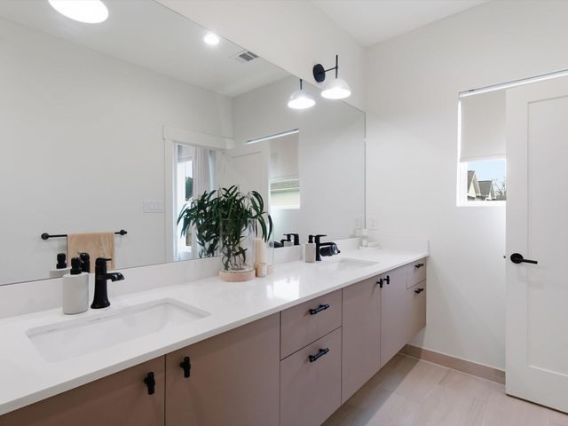 4606 Fisk Street B, Houston, TX 77009