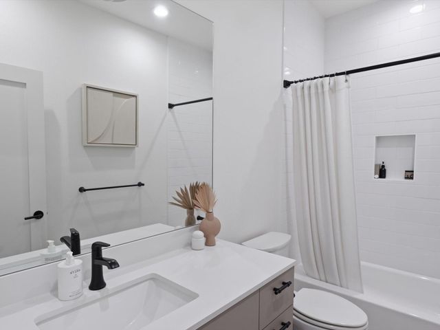 4606 Fisk Street B, Houston, TX 77009