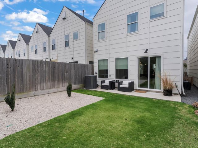 4606 Fisk Street B, Houston, TX 77009