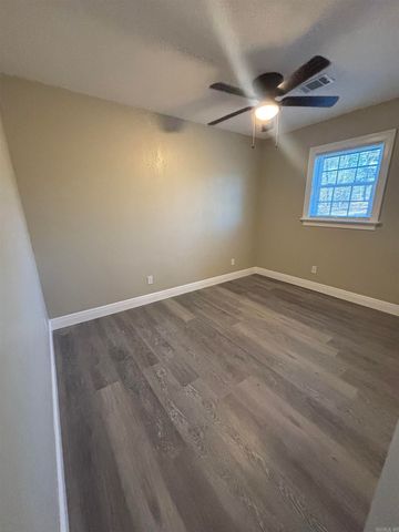 200 County Road 772, Jonesboro, AR 74205