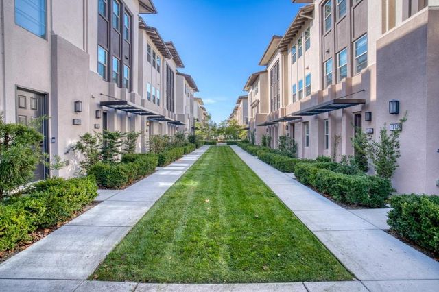 1081 Harebell Place, San Jose, CA 95131