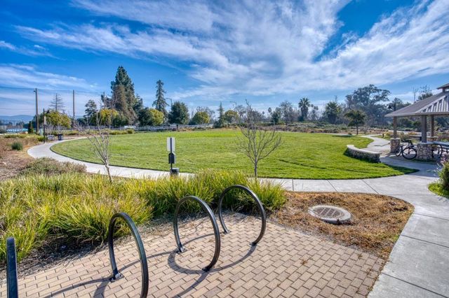 1081 Harebell Place, San Jose, CA 95131