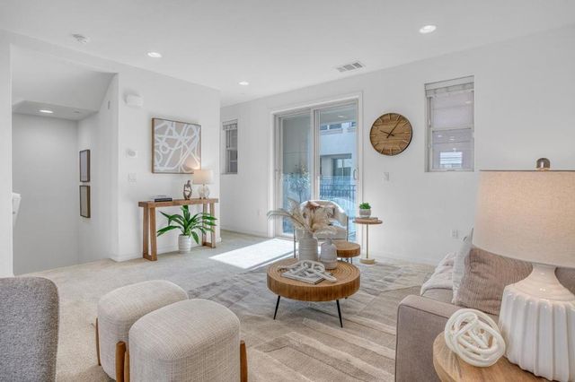 1081 Harebell Place, San Jose, CA 95131