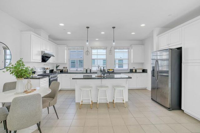 1081 Harebell Place, San Jose, CA 95131