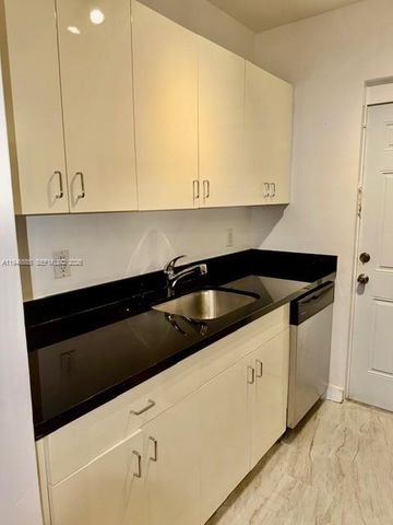 945 Meridian Ave 3, Miami Beach, FL 33139