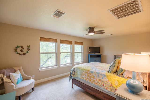 395 Bluff Creek, Center Point, TX 78010