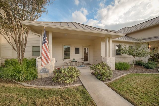 1600 Legends PKWY, Kingsland, TX 78639