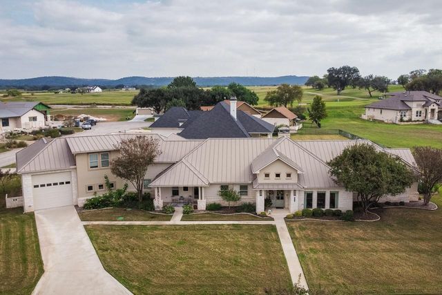 1600 Legends PKWY, Kingsland, TX 78639