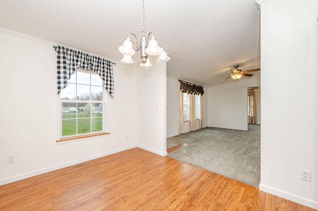 31 Meredith Drive, Hampstead, NH 03841