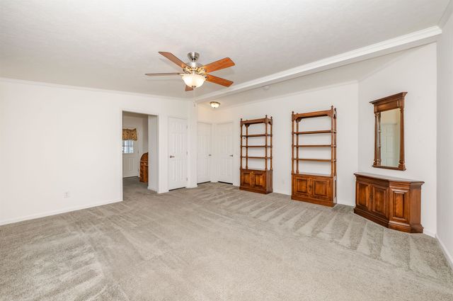 31 Meredith Drive, Hampstead, NH 03841