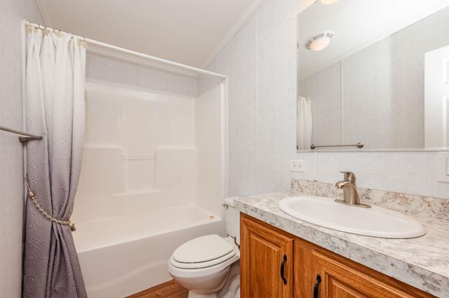 31 Meredith Drive, Hampstead, NH 03841