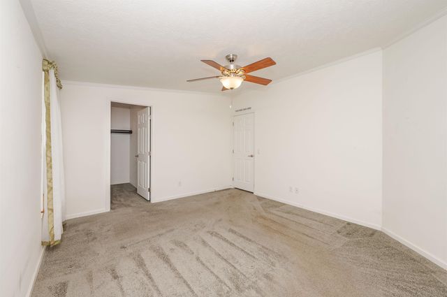 31 Meredith Drive, Hampstead, NH 03841