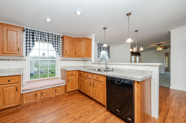 31 Meredith Drive, Hampstead, NH 03841