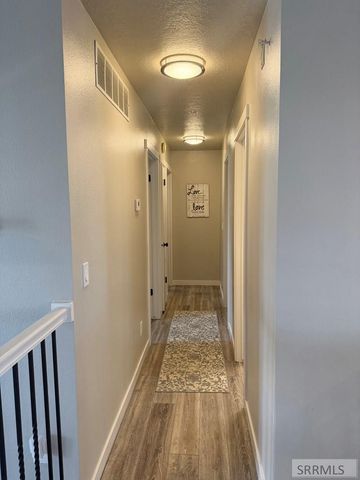 558 Canal, Chubbuck, ID 83202