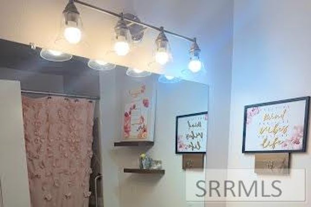 558 Canal, Chubbuck, ID 83202