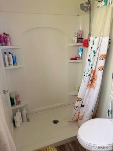 558 Canal, Chubbuck, ID 83202