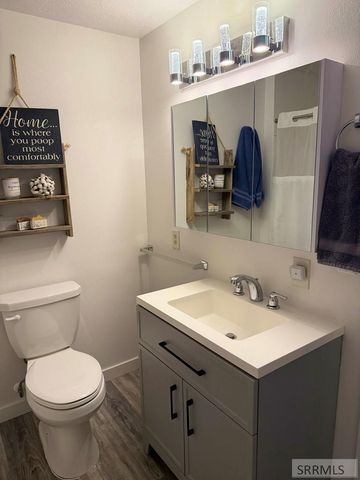 558 Canal, Chubbuck, ID 83202