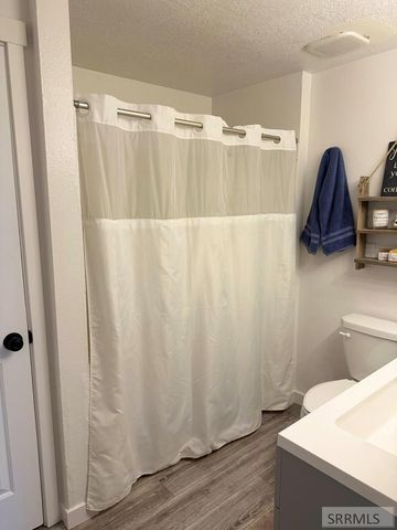 558 Canal, Chubbuck, ID 83202