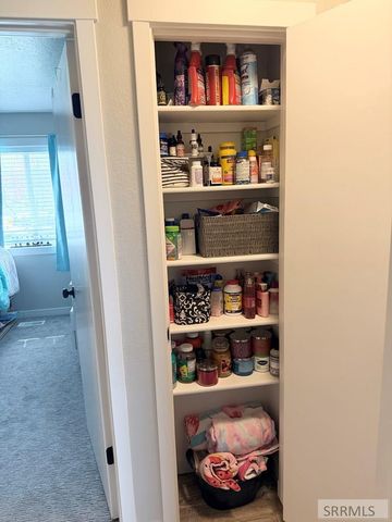 558 Canal, Chubbuck, ID 83202