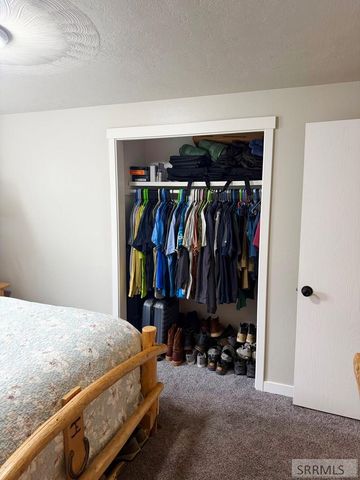 558 Canal, Chubbuck, ID 83202