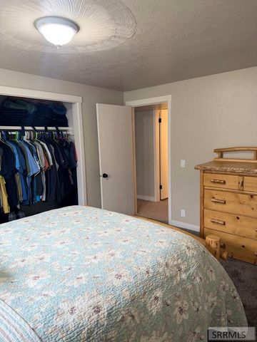 558 Canal, Chubbuck, ID 83202